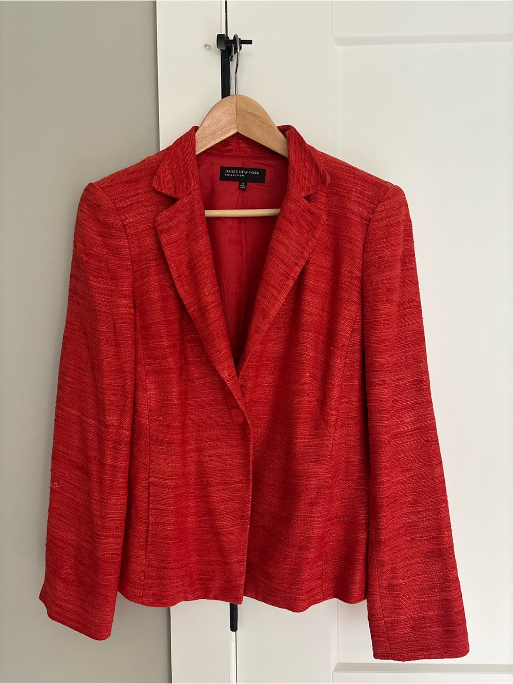 Jones New York Vibrant Red Textured Single-Button Blazer